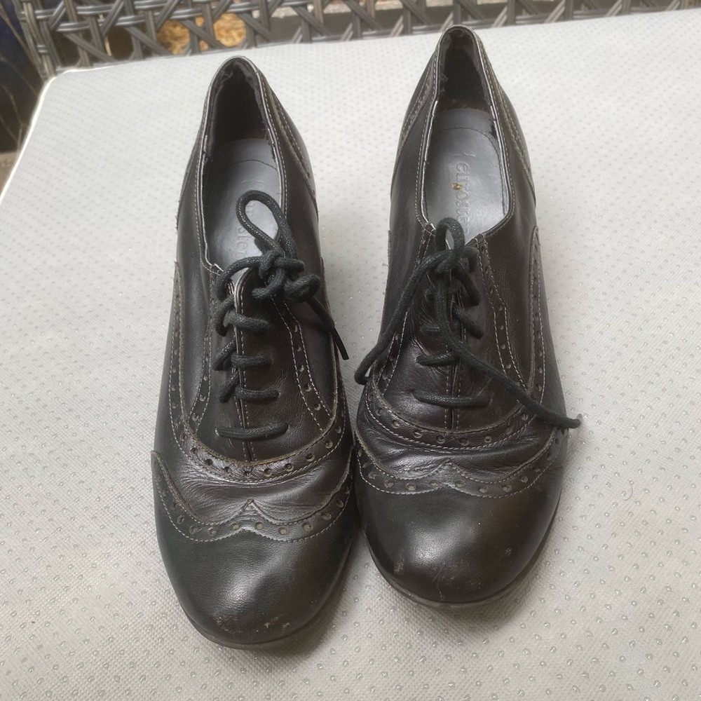 Vintage Black Lace-Up Heels